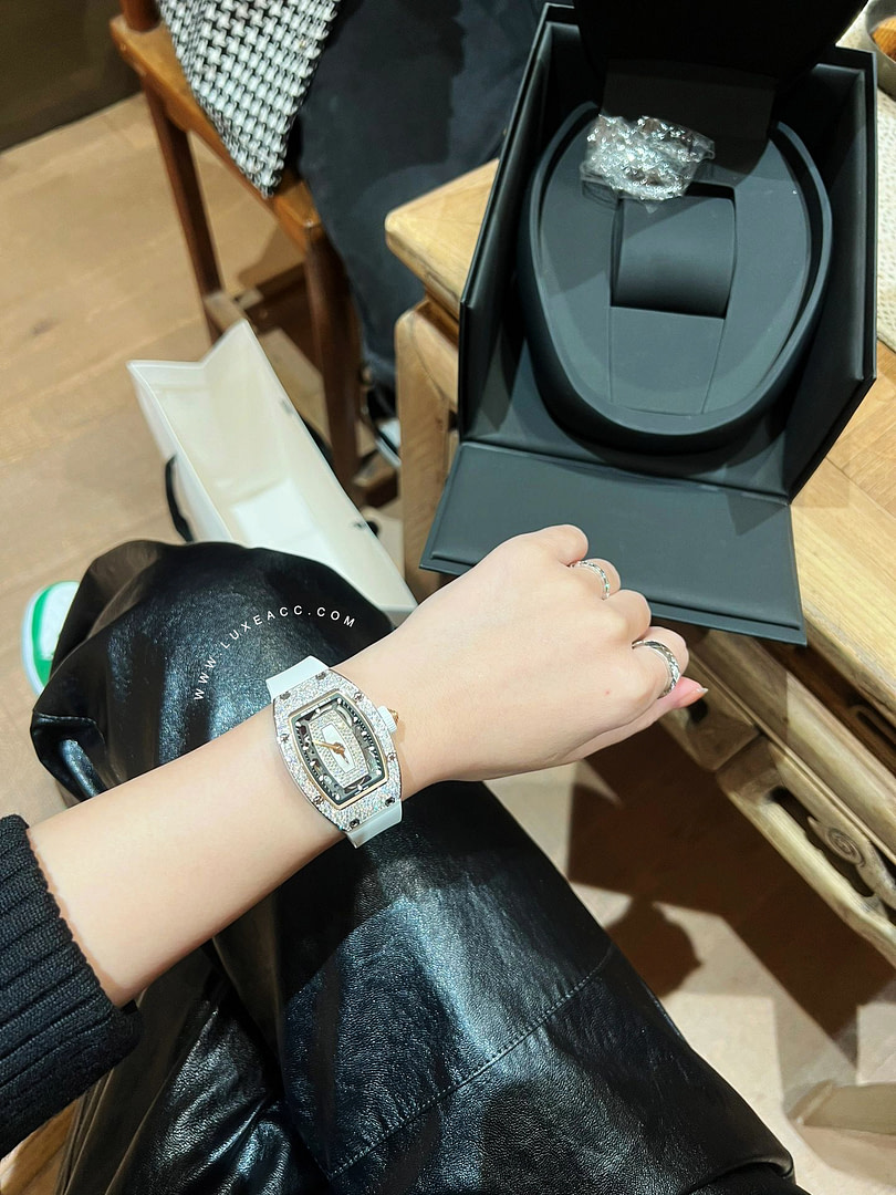 Richard Mille Ladies Collection RM 07 01 DARK NIGHT Watch.∥ 3