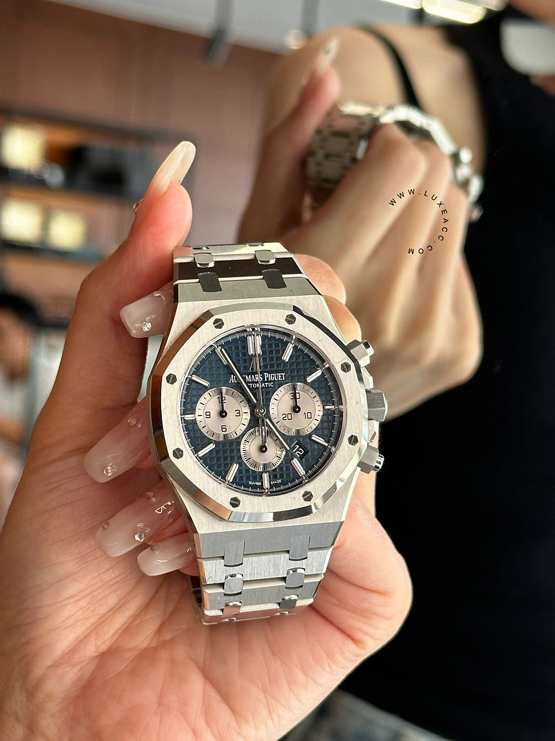 AUDEMARS PIGUET ROYAL OAK COLLECTION 26331ST.OO .1220ST.01 WATCH 1